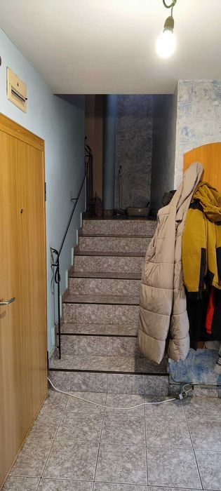 Продава се Тристаен апартамент в София, Студентски град - 164000 кв.м за 2 €/кв.м - Снимка #19