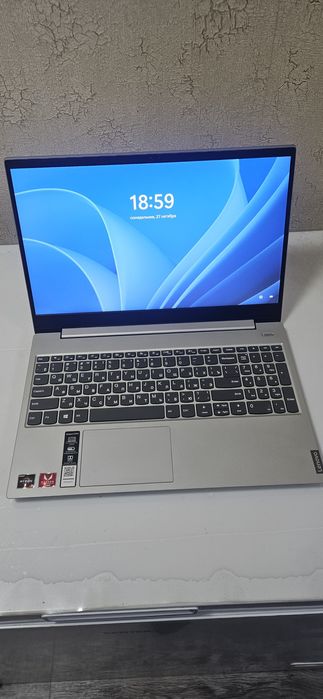 Продам ноутбук Lenovo