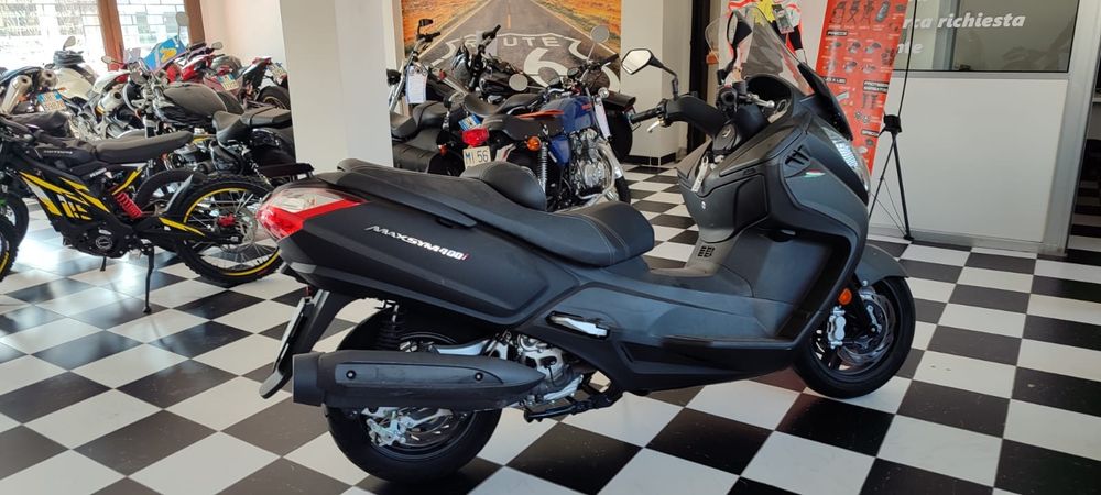 SYM maxsym400i. Adus recent în țară