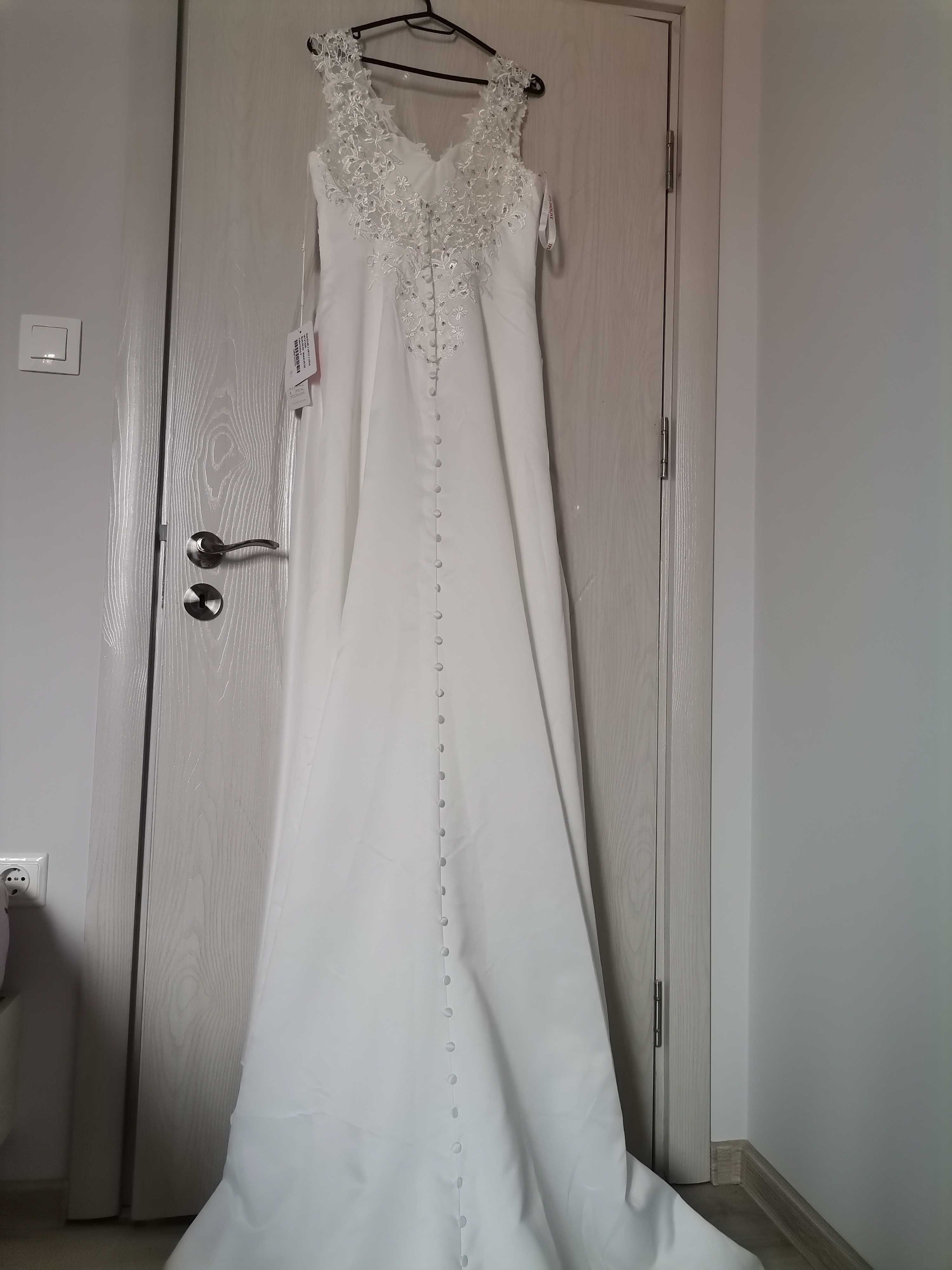 Уникална сватбена рокля р-р 40(М-Л)