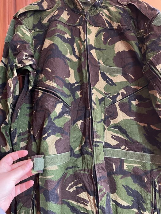 Combinezon camuflaj armată