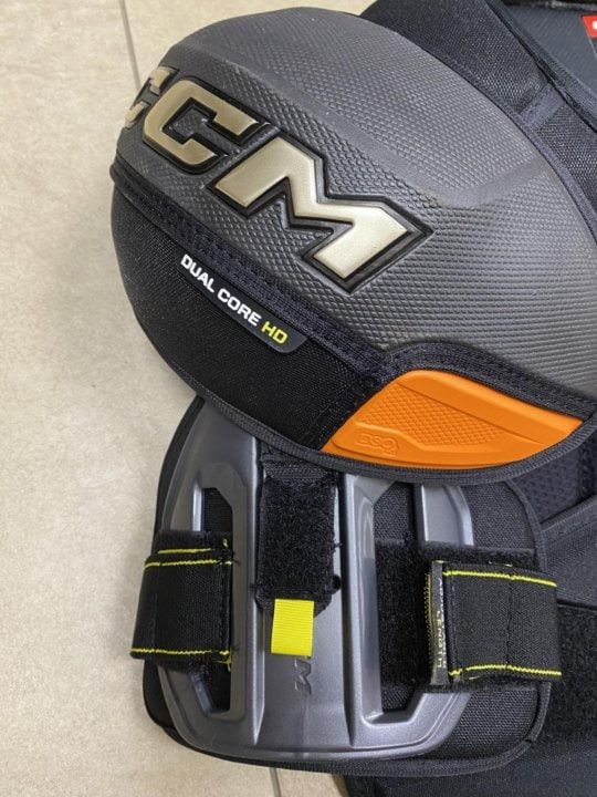 Хоккейный нагрудник CCM SP AS-V PRO SHOULDER PADS SR