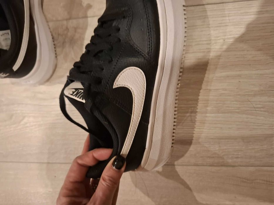 Кожени Кецове на Найк