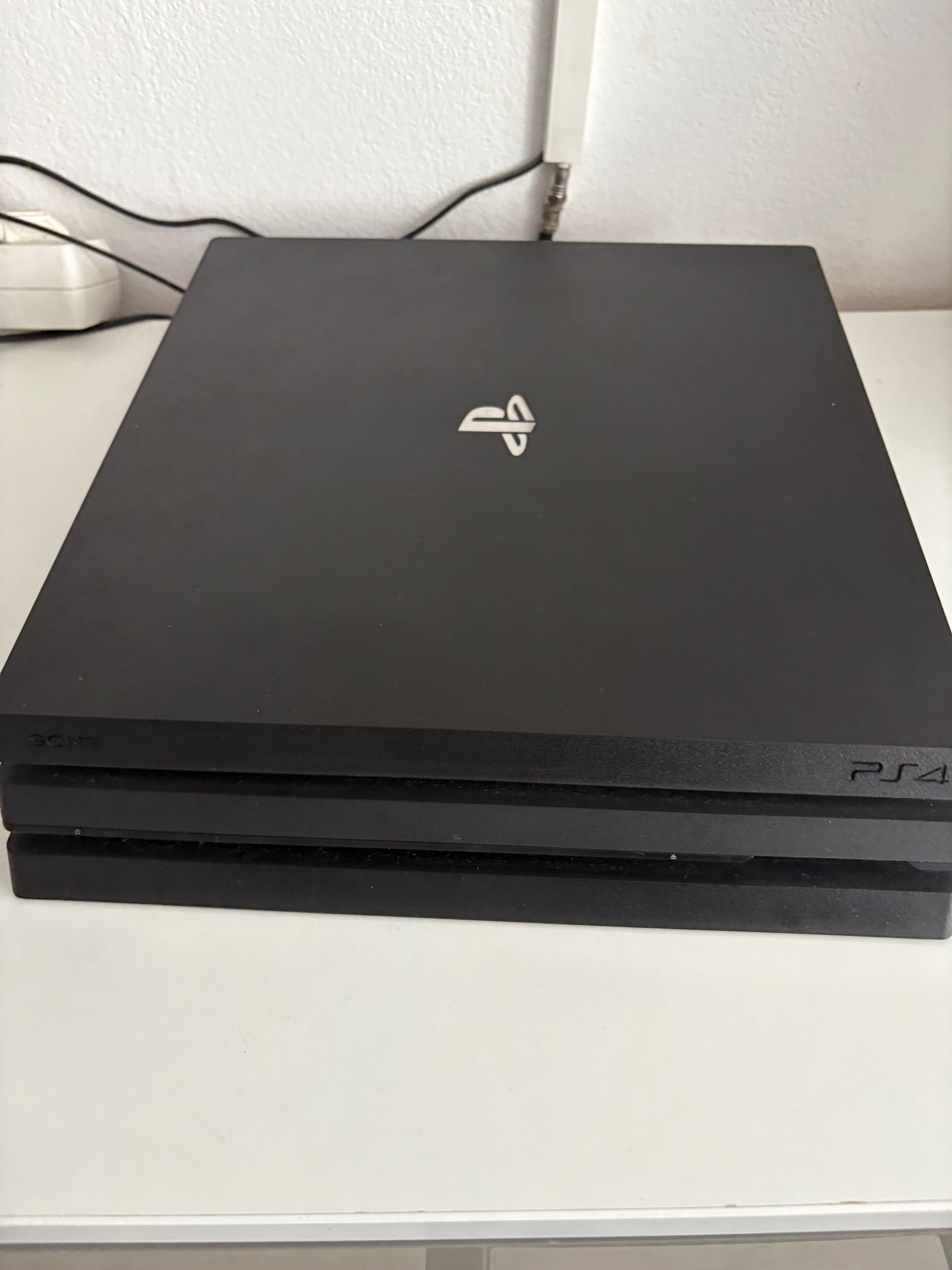 ps4 pro + monitor