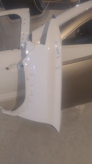 Capotă motor Dacia Duster 3