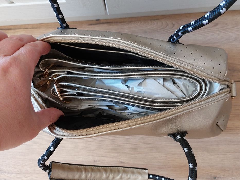 Нова чанта Mariamare