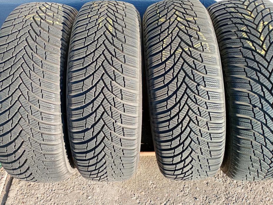 Cauciucuri de iarna Firestone 195/65R15 aproape noi