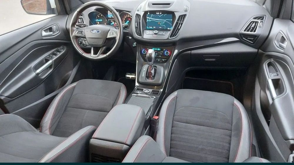 Ford Kuga Primul proprietar, cârlig remorcare electric