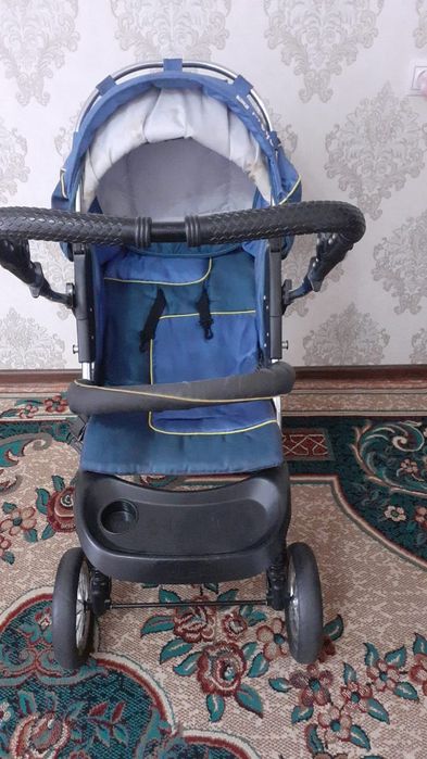 Продаю  коляску в хорошем состоянии