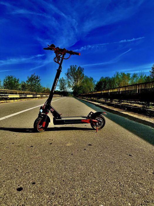 Vand scuter electric