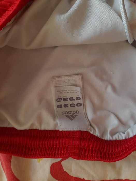 Pantaloni scurti adidas