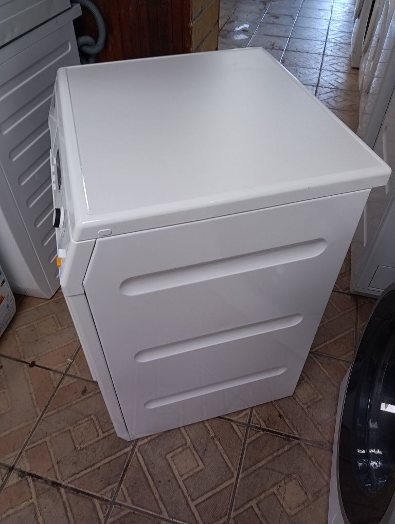 Сушилня с термопомпа Миеле Miele T8861 Edition111  24 месеца гаранция!