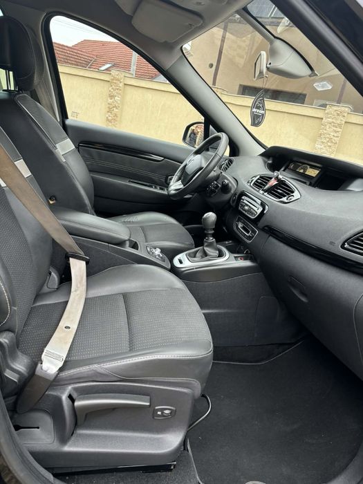 Renault scenic modelu bose