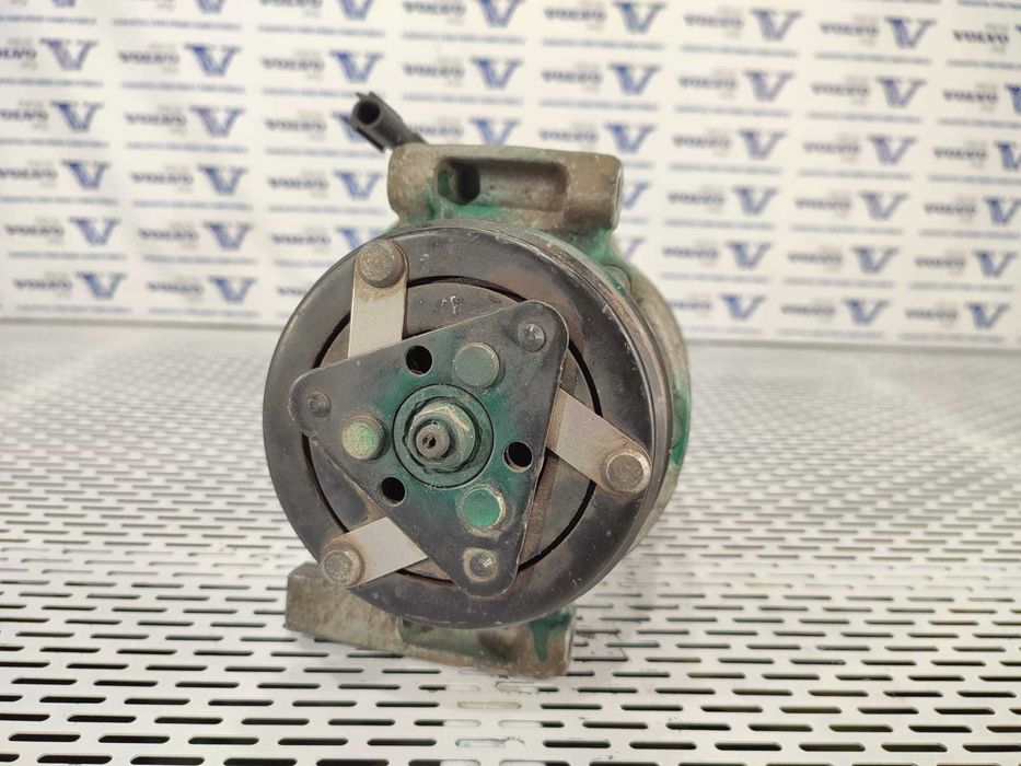 Compresor ac VOLVO XC60 2.4D 2010 180cp euro5