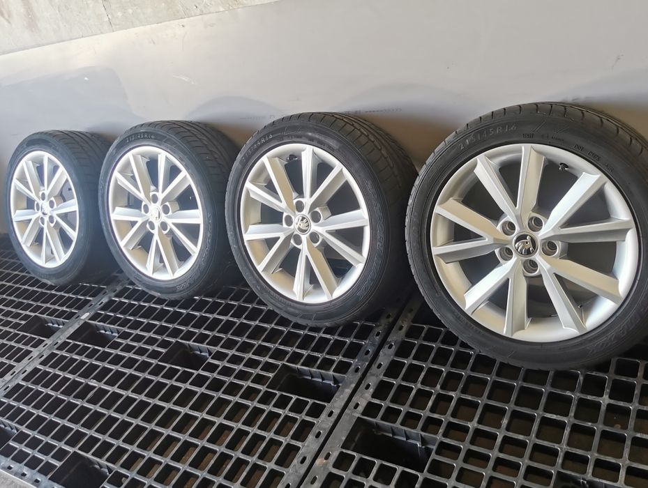 Jante Originale Skoda Fabia 215/65R16