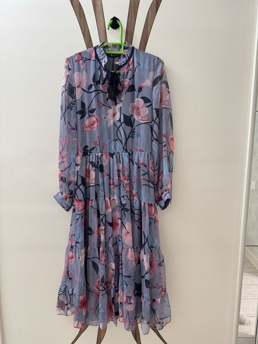 Вечерние платья.