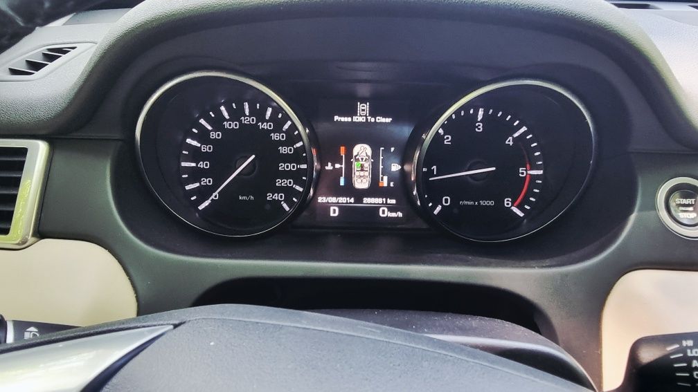 Land Rover Discovery Sport 2.2 HSE Luxury