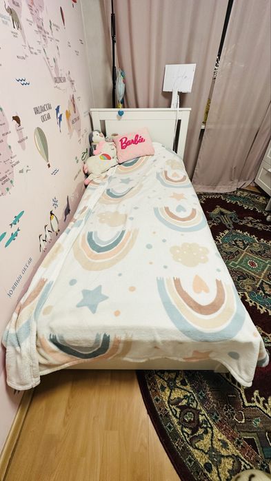 Кровать ikea с выдвижными ящиками