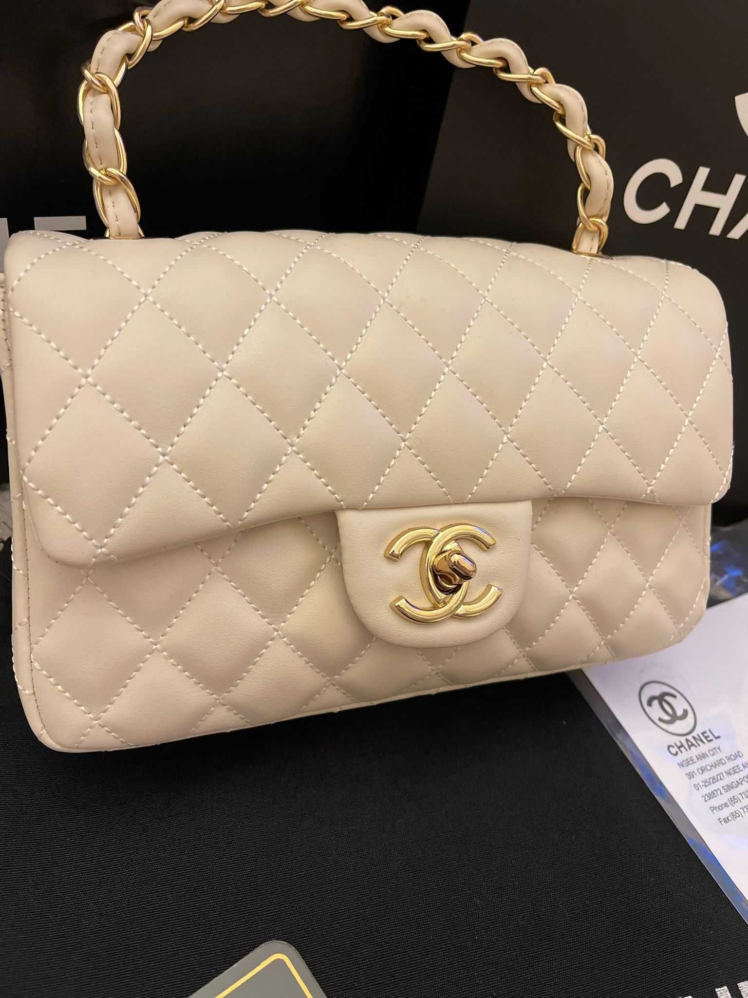 Poșetă / Geantă Chanel Mini Double Flap 12cm x 7cm