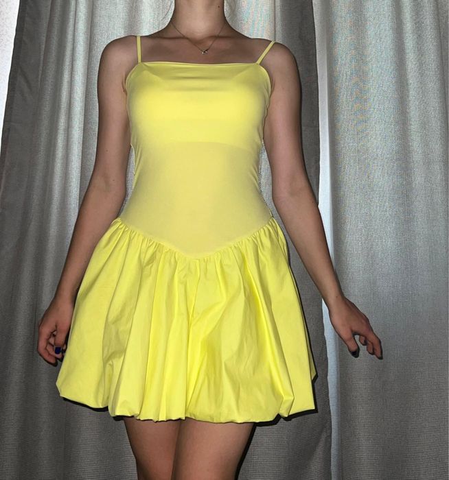 Платье почти новое