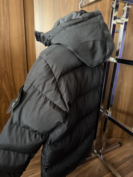 Geaca Stone Island iarna