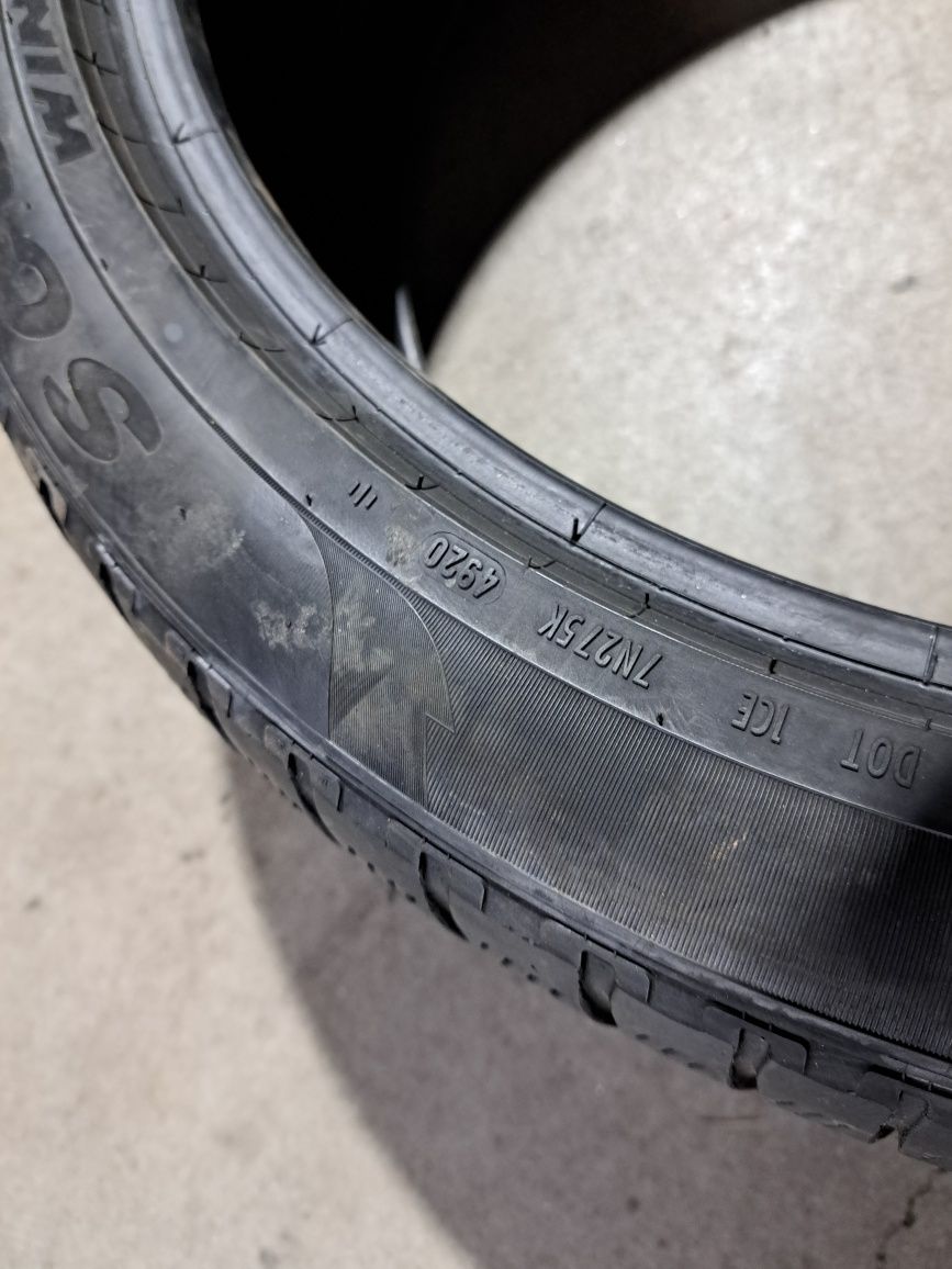 2бр. 275/40/22 зимни гуми Pirelli Scorpion Winter
