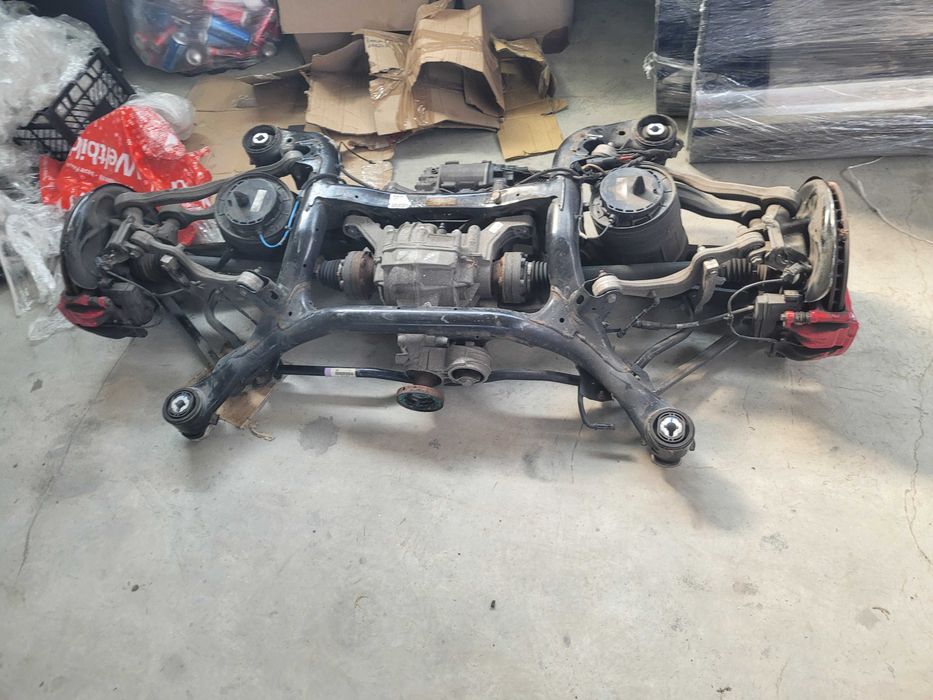 Perna aer Audi Q7 4M stanga dreapta 4M0616002AB 4M0616001AB