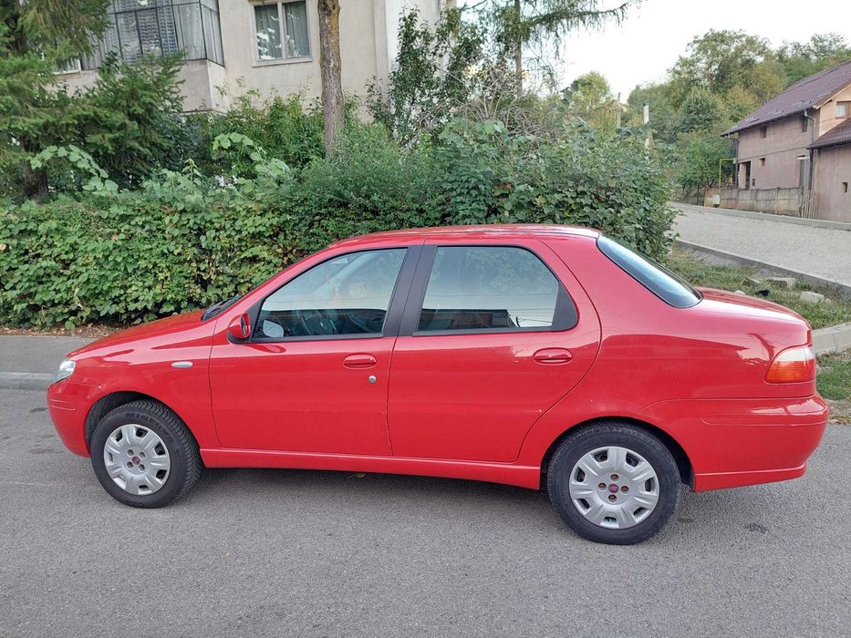 Fiat Albea, 1368 cm³, benzină, anul fabricației 2008