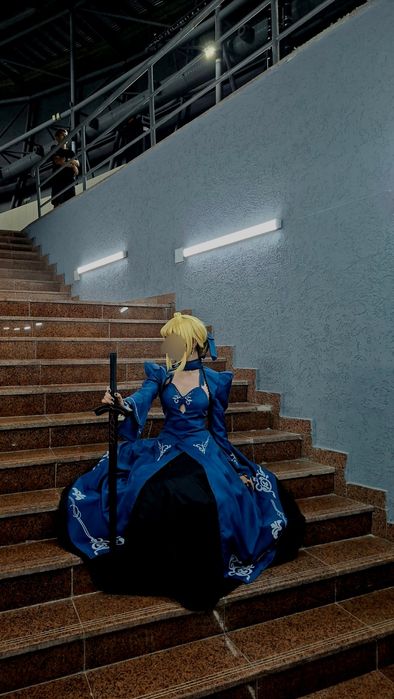 Продам косплей костюм Альтер Сейбер (Артурия из Фэйт)