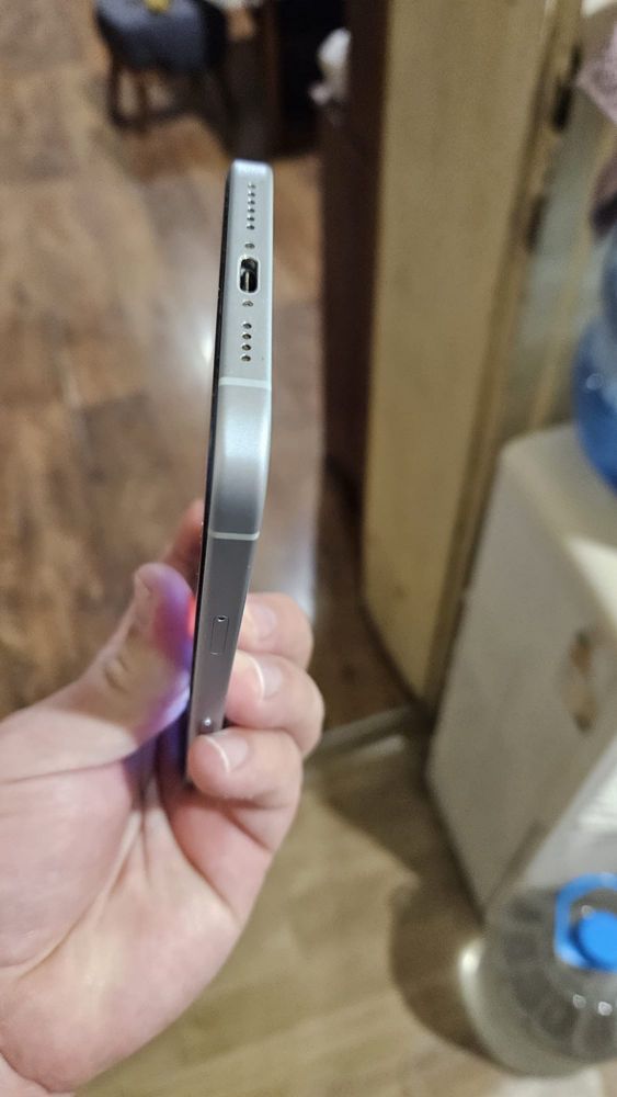 Iphone 15 plus silver