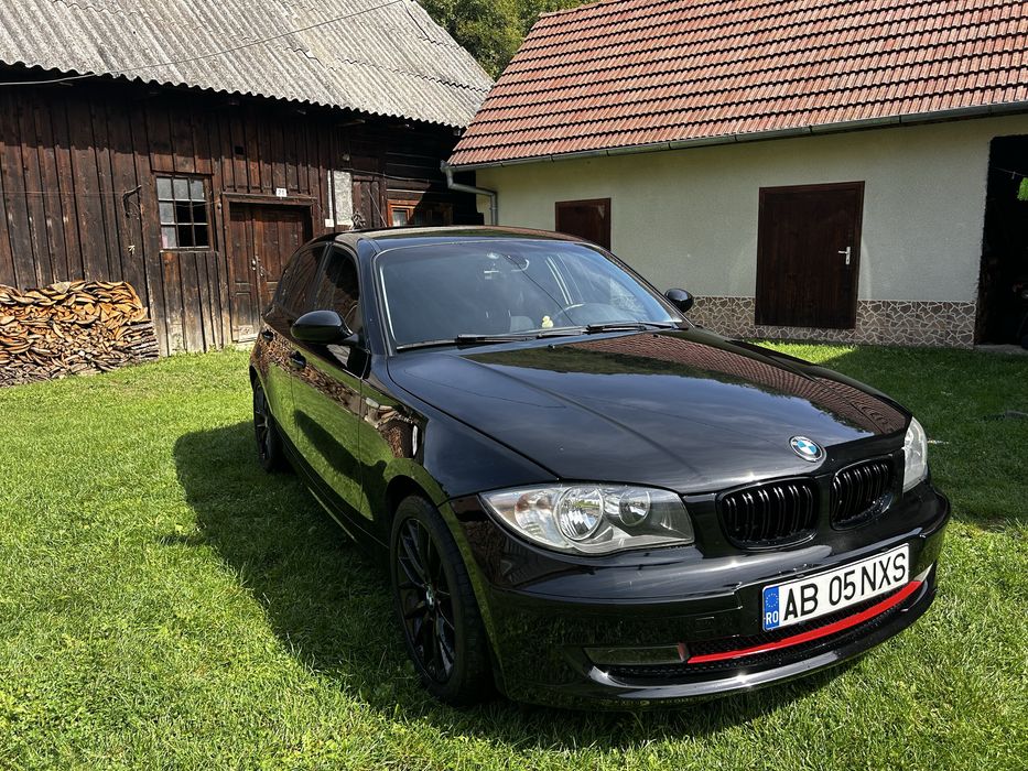 BMW Seria 1 E87 118d 2009