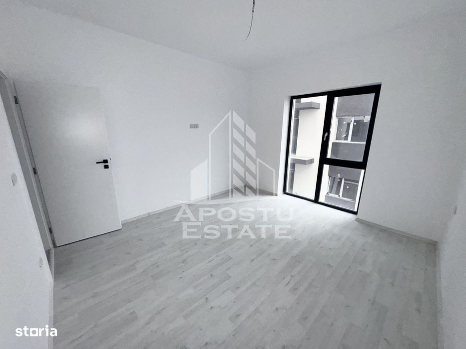 Apartament cu 2 camere spatios, decomandat cu 53 mp utili la etajul 1