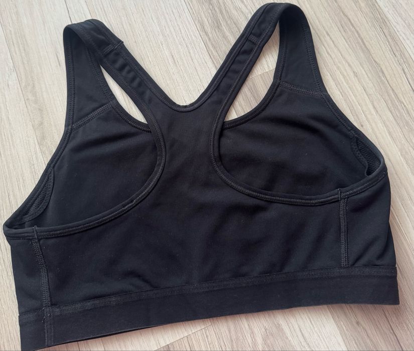 Спортни бюстиета