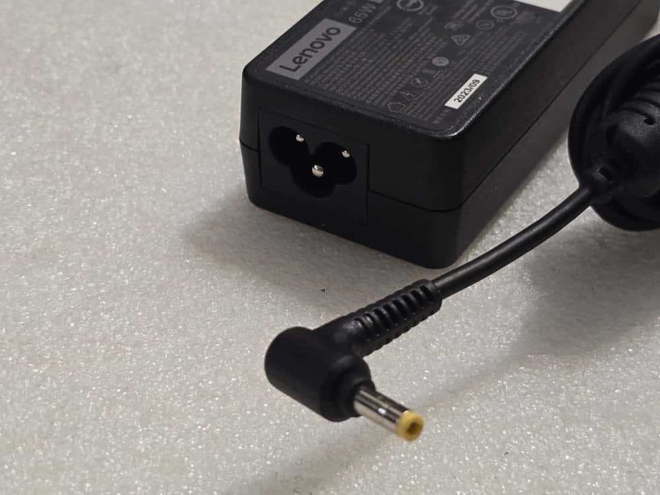 Incarcator laptop Original Lenovo 20V 3.25A 65Wmufa: 4.8mm*1.7mm