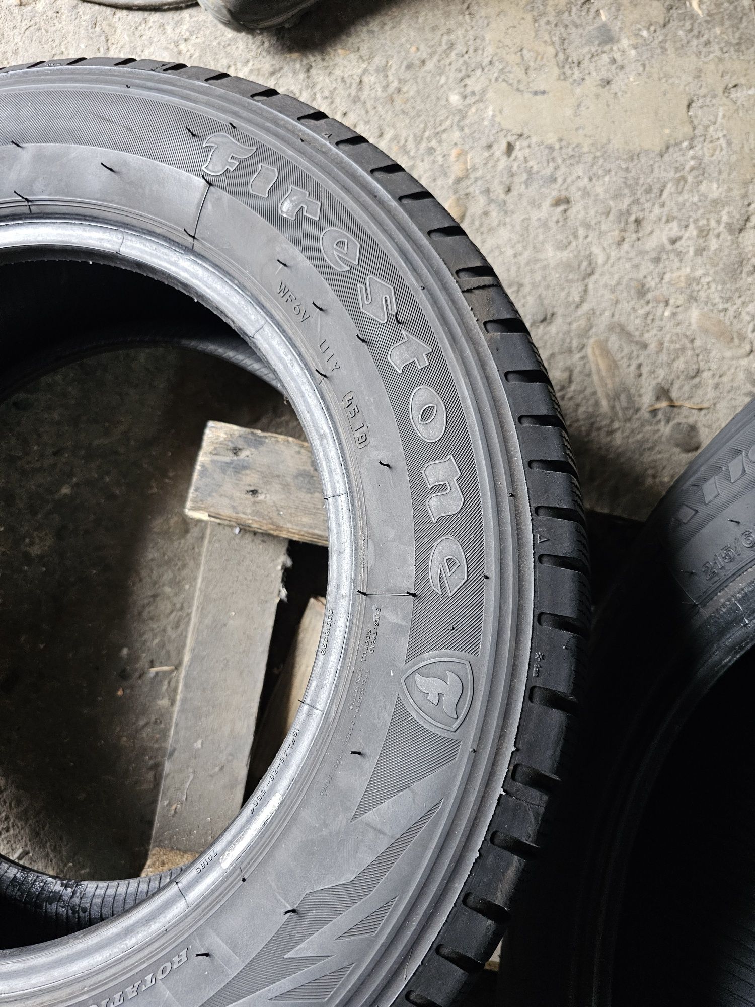 4 anvelope iarna 215 65 16 Firestone