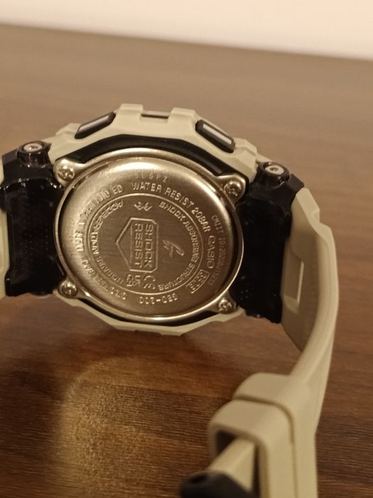 Casio GBD-200UU-9ER; ORIGINAL, sigilat.