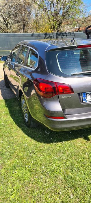Opel astra j 2012