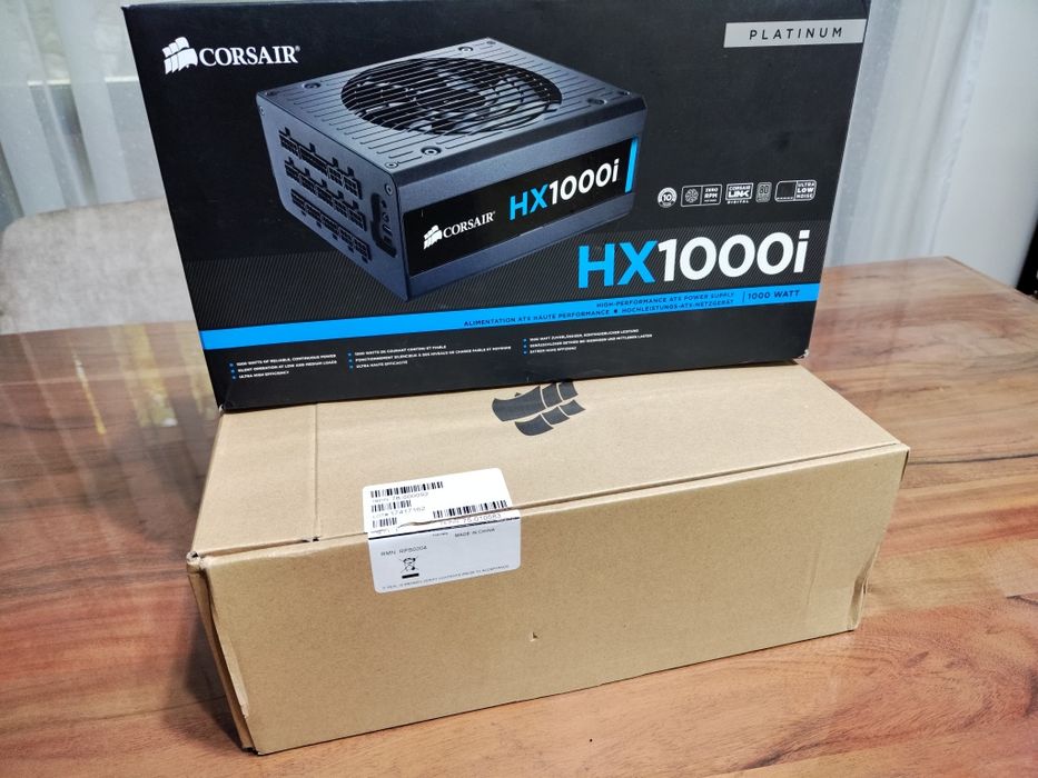 Продавам отлично захранване Corsair HX1000i 1000W 80PLUS Platinum