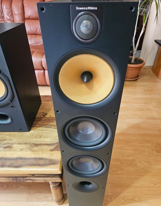 Boxe Bowers & Wilkins 683 S2 ,3Cai,Difz Kevlar,55Kg
