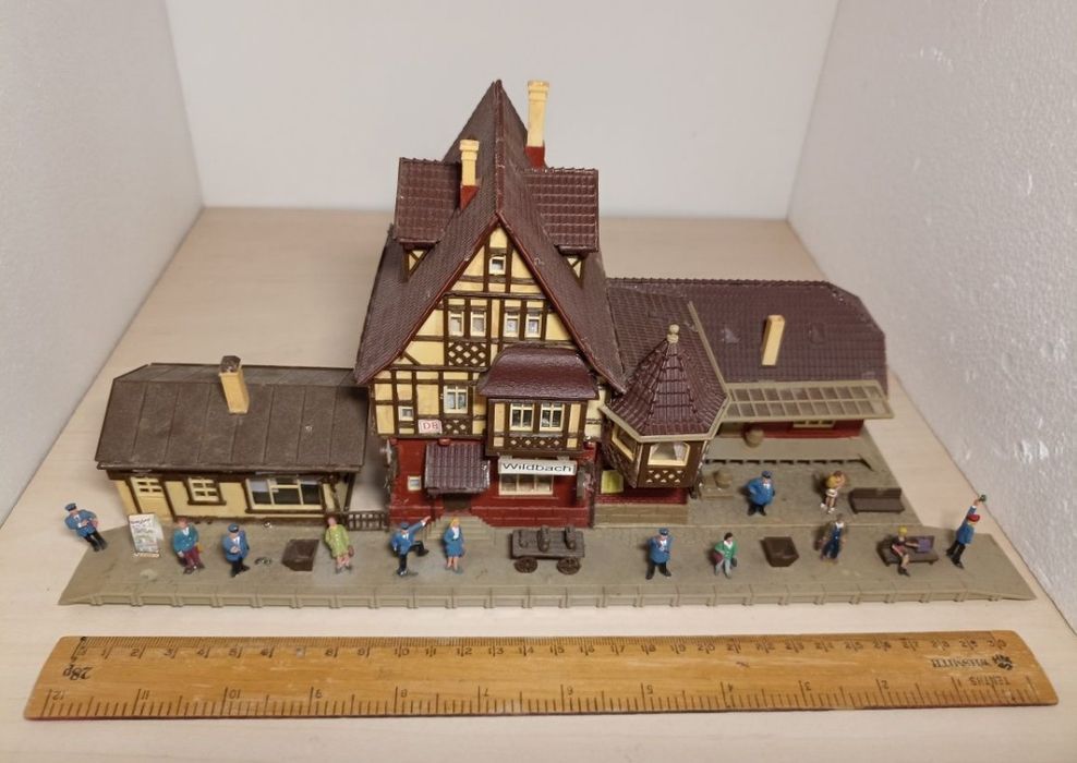 Gara trenulet electric scara 1:87 vollmer 29596
Vollmer 29596
Se v