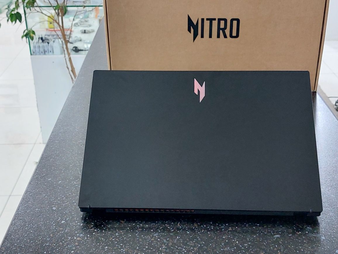Acer nitro v15 (7 кун ишлаган вакти )