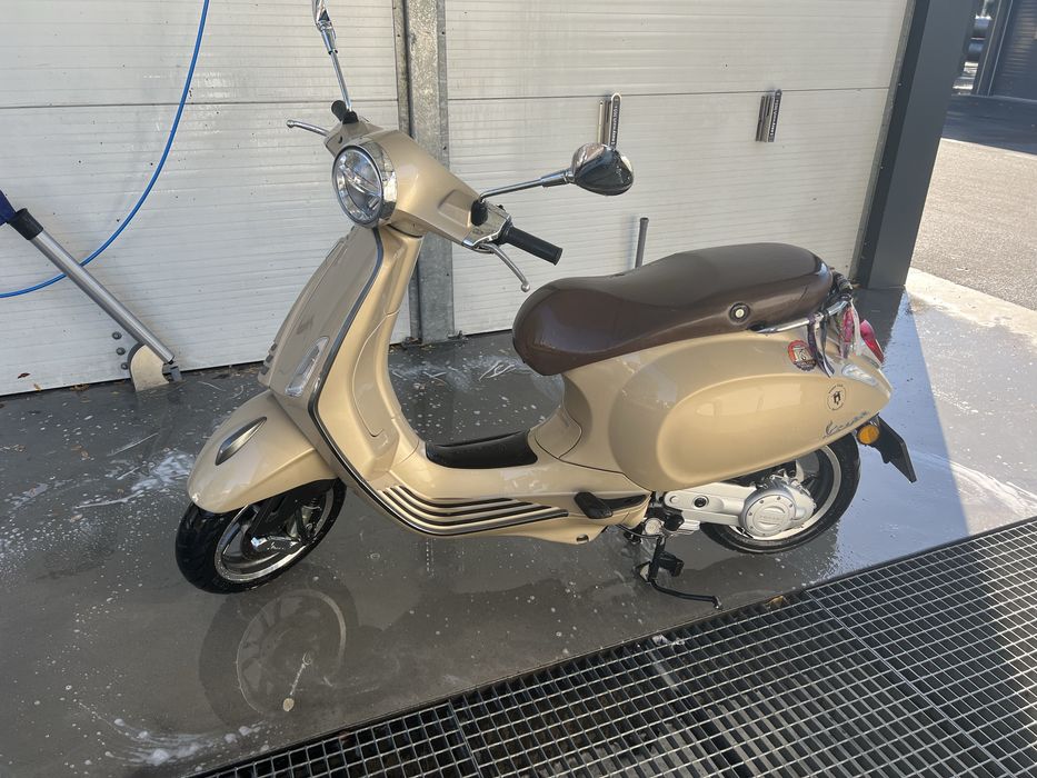 Scooter Vespa Primavera 50cc impecabil