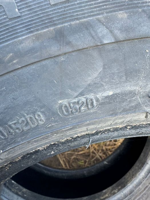 235/75 R17.5 Semperit