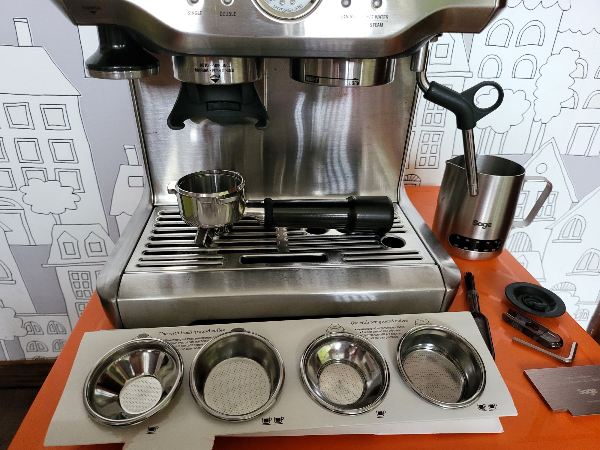 Еспресо машина SAGE Barista Express Кафемашина с кафемелачка