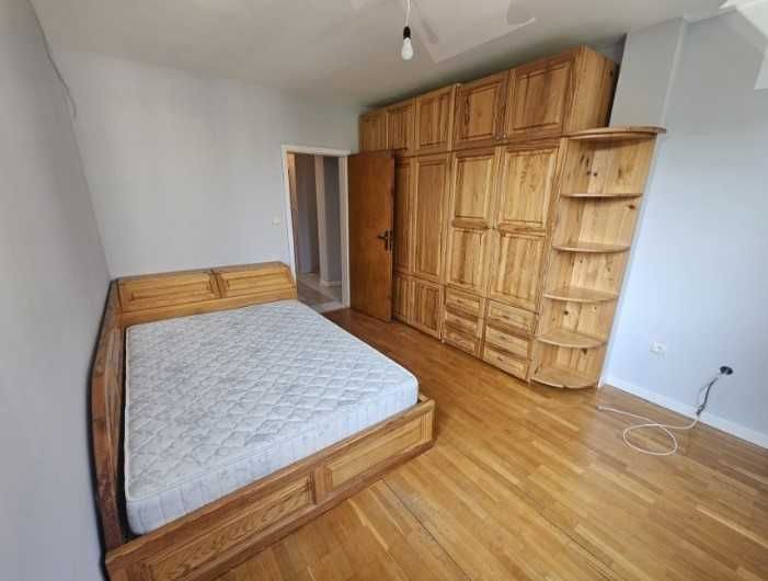 Дава се под наем Тристаен апартамент в София, Изток - 90 кв.м за 750 € - Снимка #6