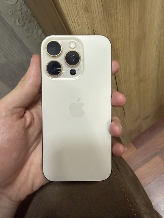 I phone 16 pro desert