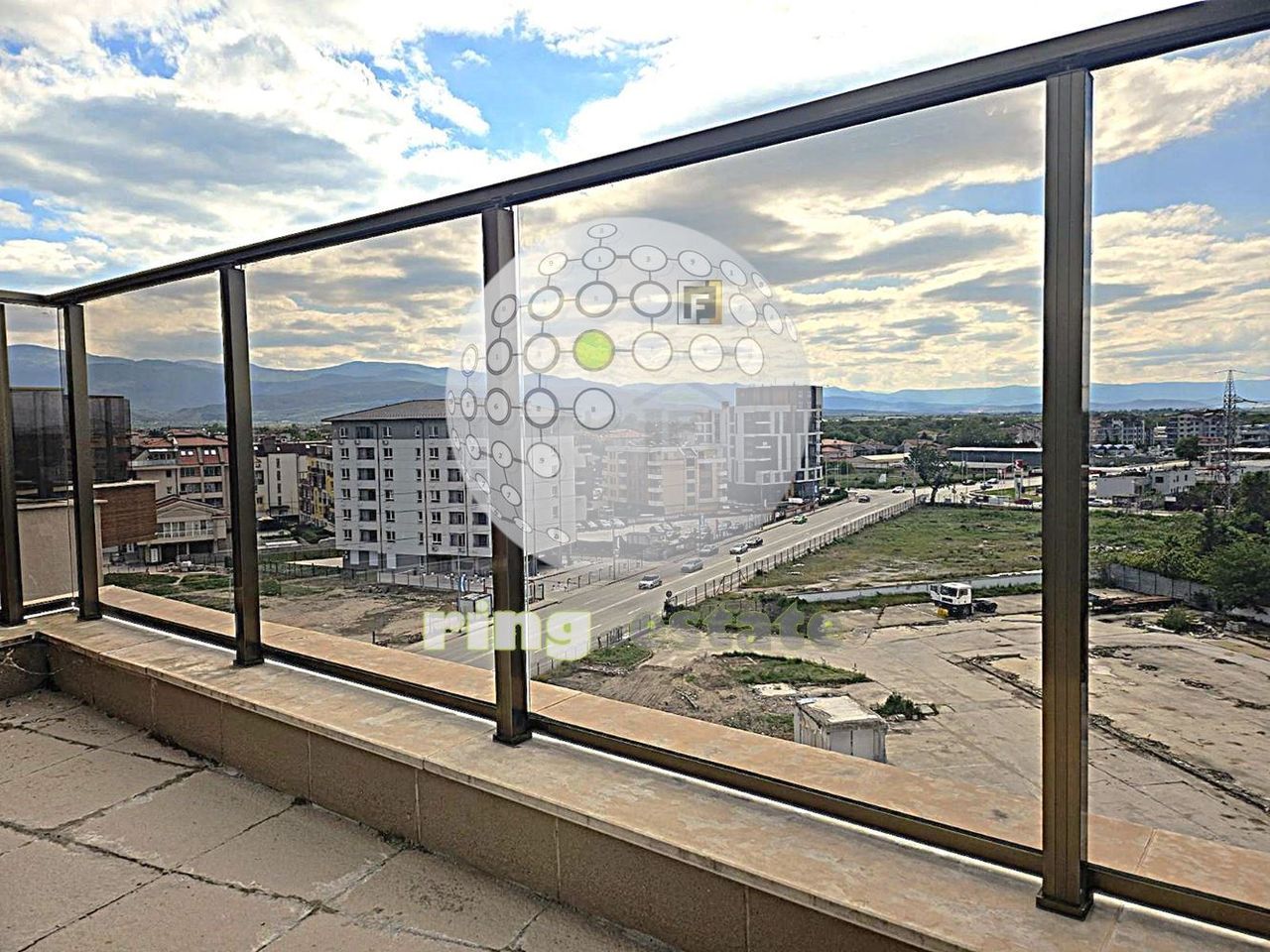 Продава се Двустаен апартамент в Пловдив, Христо Смирненски - 77 кв.м за 1751 €/кв.м - Снимка #12