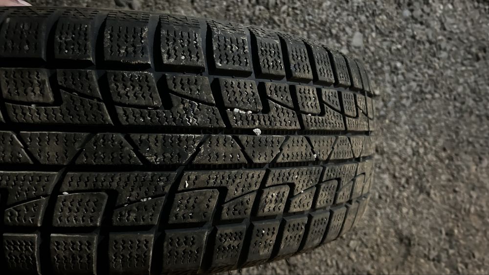 Продам диски с шинами