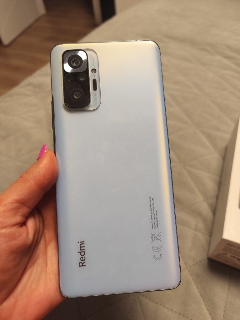 Телефон Xiaomi Redmi note 10 pro