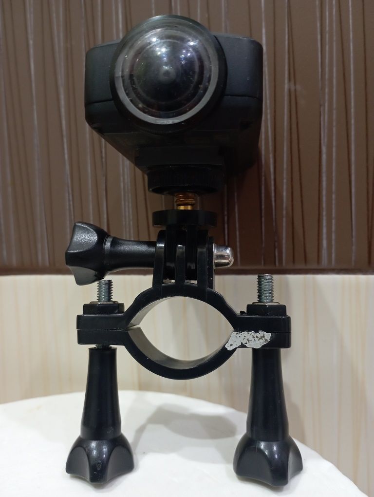 Vand sport camera Shimano CM 1000